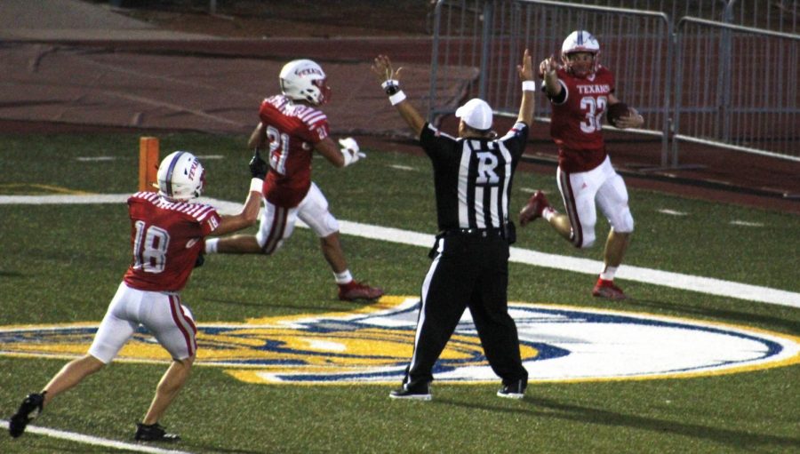 Ray Pounds Laredo with a 34-12 Victory! Check out the Action Courtesy of Third Coast Photo