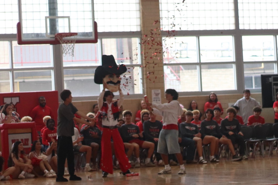 W.B. Ray Senior Pep Rally