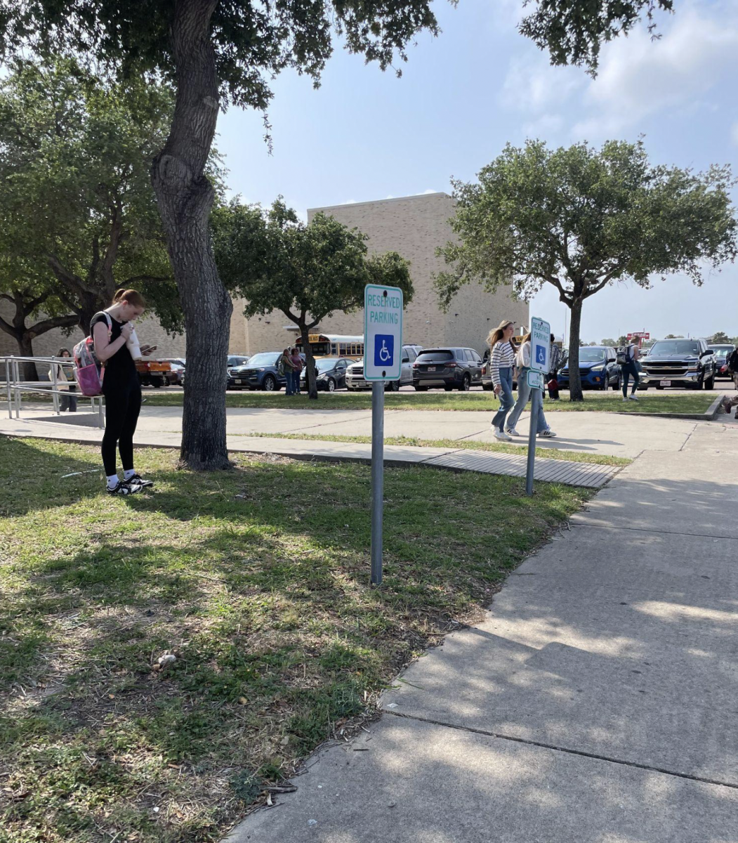 Ray High School
and CCISD saw declines in the newly
released 2022–23 TEA accountability
ratings.